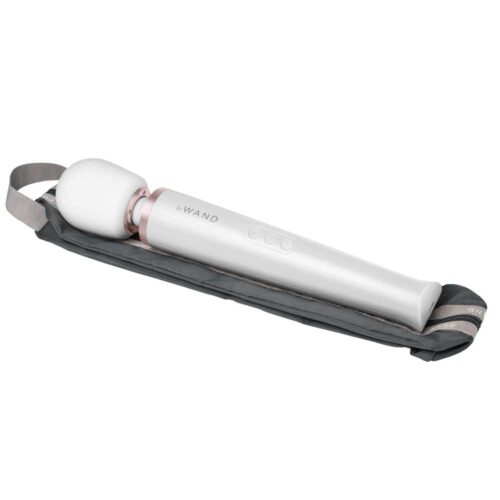 le-Wand-Pearl-White-122E525-7.jpg le-Wand-Pearl-White-122E525-7.jpg