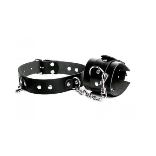 Obroza-waska-polaczona-lancuszkami-z-kajdankami-na-rece-Temptation-323E777-3.jpg Obroza-waska-polaczona-lancuszkami-z-kajdankami-na-rece-Temptation-323E777-3.jpg